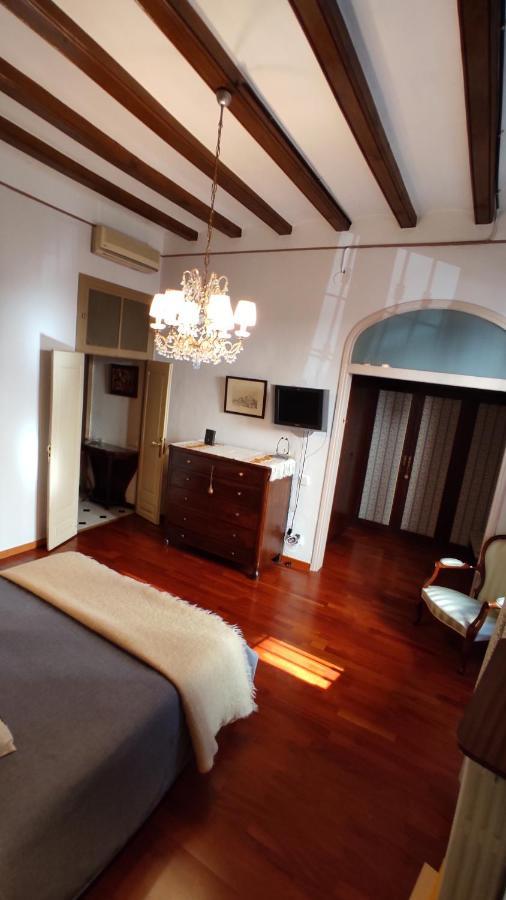Casa Mo Apartment Sabadell Luaran gambar